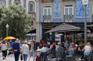 Discover the Best Local Food and Wine Guides in Portugal