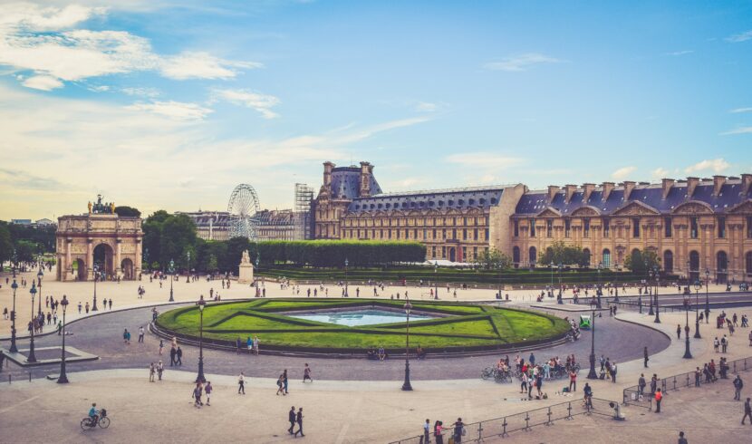 Book the Best Verified Private Tour Guides in France