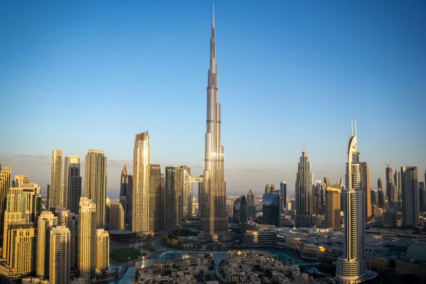 15 Luxury Hotels Near Burj Khalifa With Stunning Views