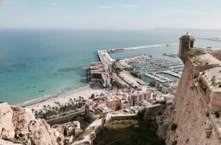 Spain: How To Book the Best Local Tour Guides in Spain for 2026