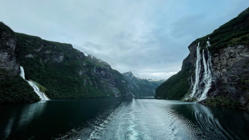 Norway: How To Book the Best Fjord and Northern Lights Guides in Norway Online